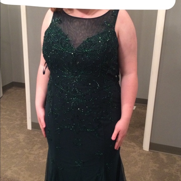 2018 Prom dress! Perfect condition - Picture 1 of 2